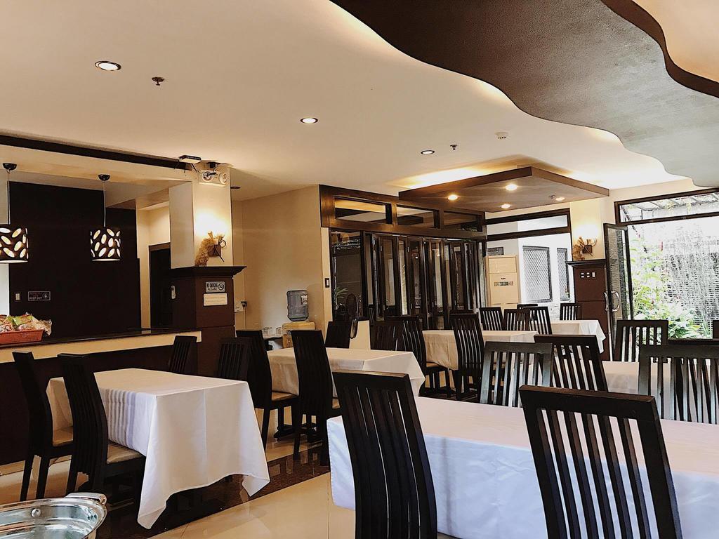 Peridot Suites Davao Exterior photo