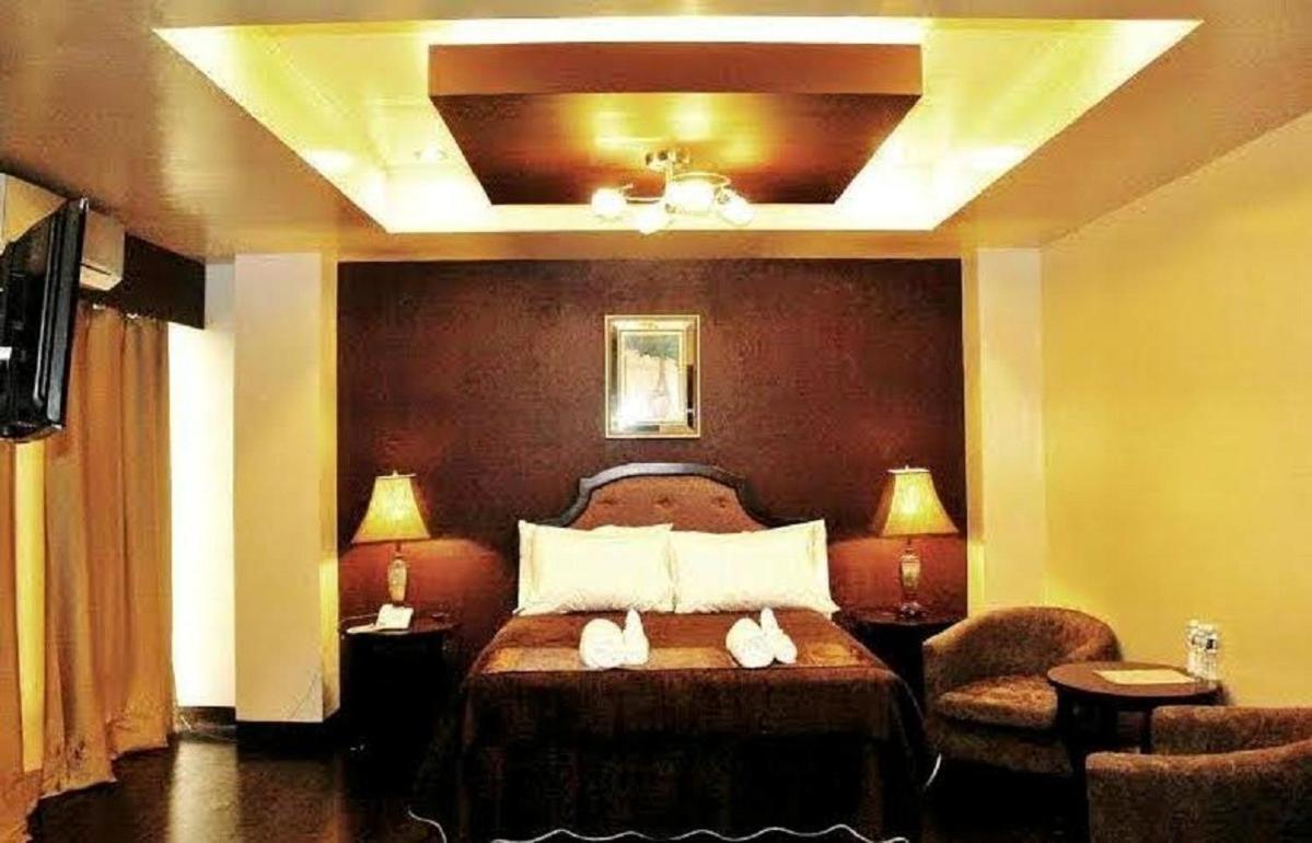 Peridot Suites Davao Exterior photo